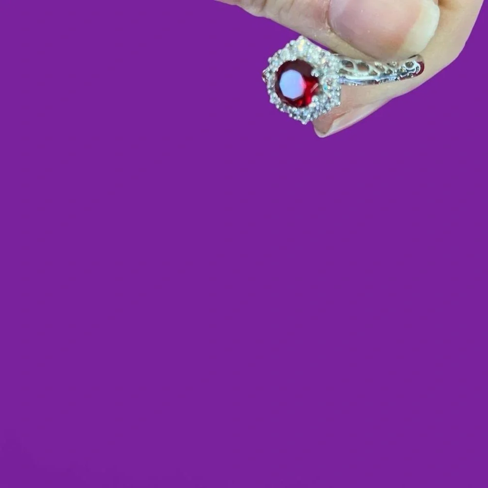 The Unbranded Brand silver red